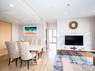 For sale 3 bedrooms condo in Chatuchak, Bangkok