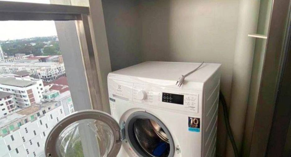 For sale 1 bed condo in Si Racha, Chonburi