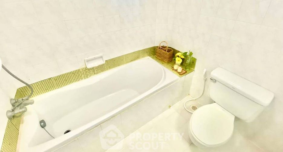 À vendre 1 chambre condo à Watthana, Bangkok