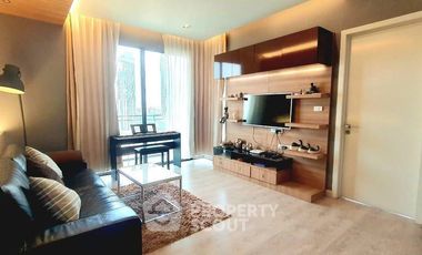 For sale 2 ベッドルーム condo in Phra Khanong, Bangkok