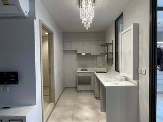 For sale 1 bed condo in Pathum Wan, Bangkok