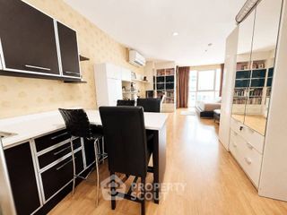 For sale 1 Beds condo in Sathon, Bangkok