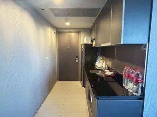 For sale 1 bed condo in Khlong San, Bangkok
