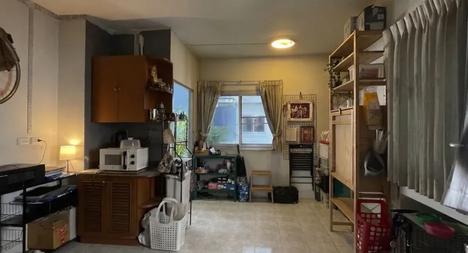 Wohnung zum Kauf mit Studio in Rat Burana, Bangkok