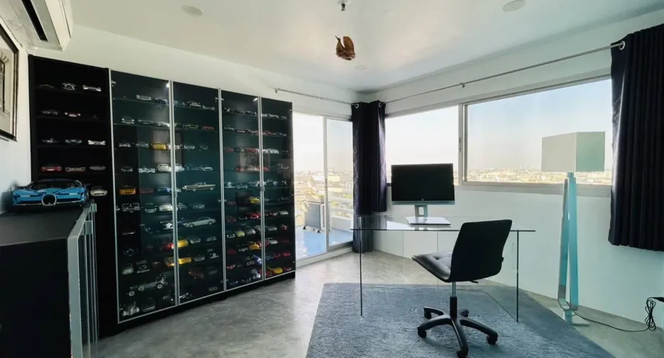 Condo en venta de 4 habitaciones en Bang Kapi, Bangkok