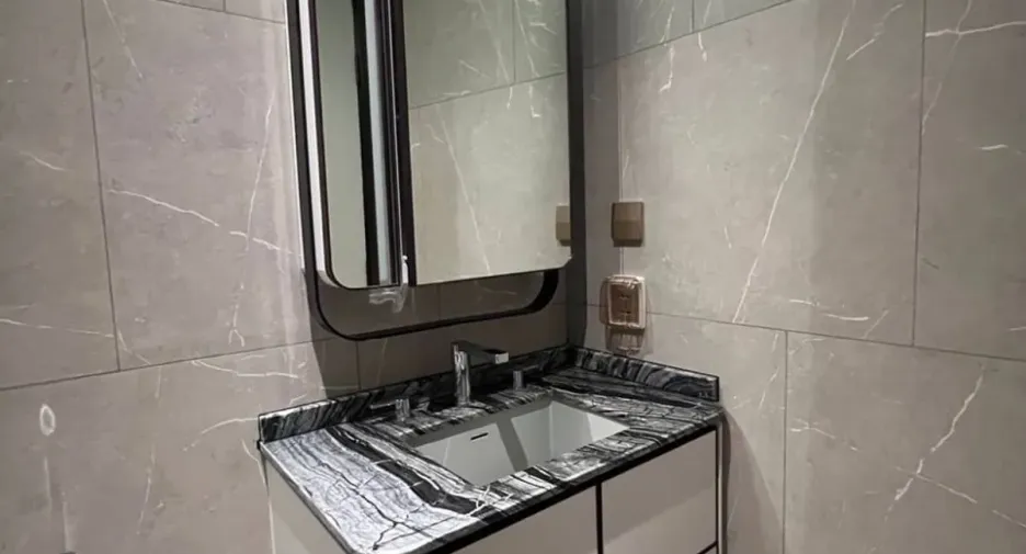 For sale 3 bedrooms condo in Watthana, Bangkok