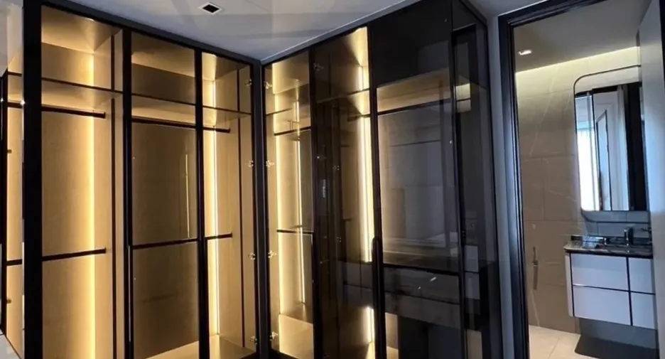 For sale 3 bedrooms condo in Watthana, Bangkok