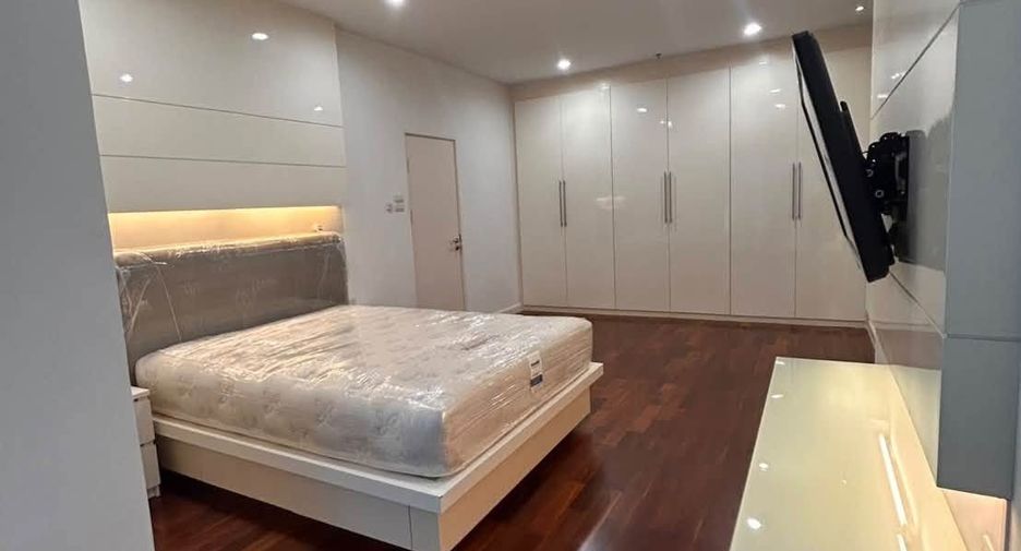 For sale 2 ベッドルーム condo in Chatuchak, Bangkok