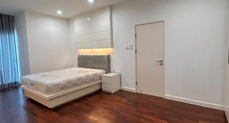 For sale 2 ベッドルーム condo in Chatuchak, Bangkok