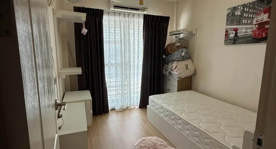For rent 3 bedrooms townhouse in Mae Rim, Chiang Mai