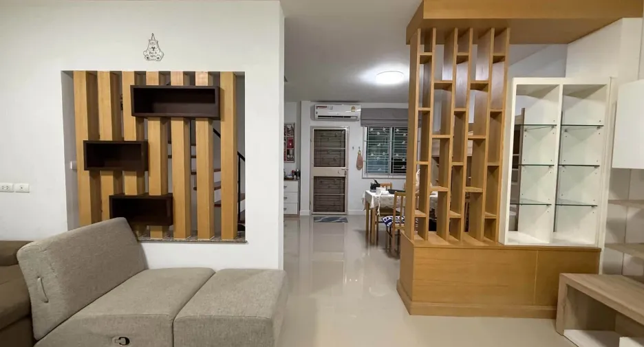 For rent 3 bedrooms townhouse in Mae Rim, Chiang Mai