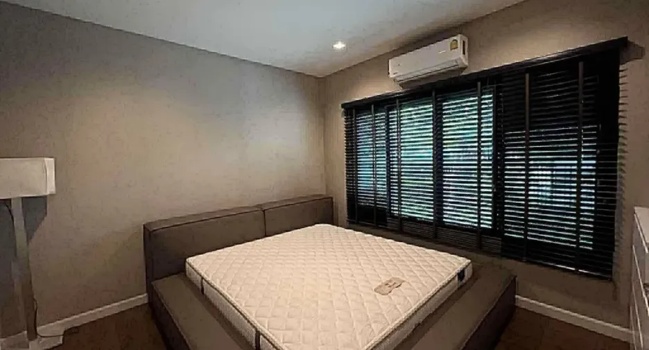 Haus zum Kauf mit 4 Zimmer in Bang Phli, Samut Prakan
