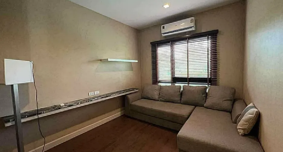 Haus zum Kauf mit 4 Zimmer in Bang Phli, Samut Prakan