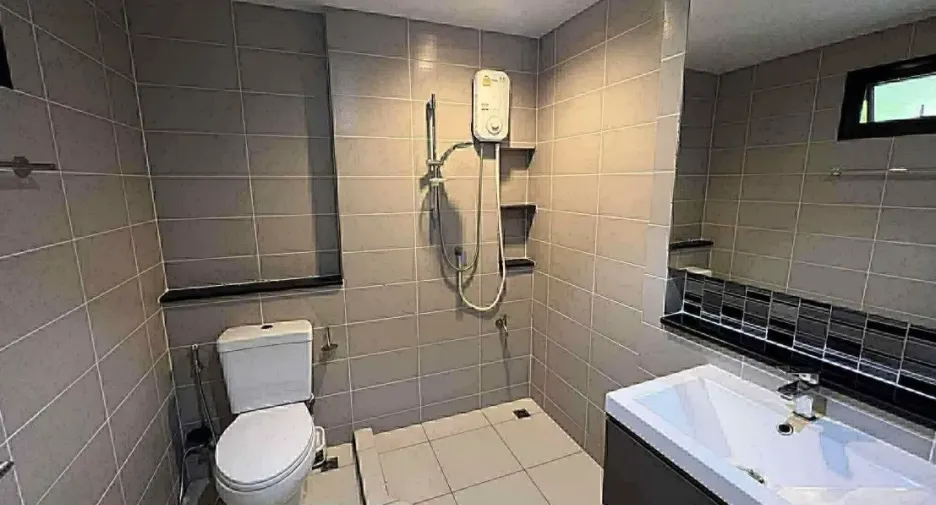 Haus zum Kauf mit 4 Zimmer in Bang Phli, Samut Prakan