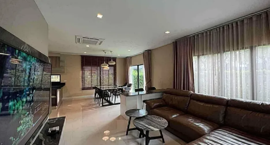 Haus zum Kauf mit 4 Zimmer in Bang Phli, Samut Prakan
