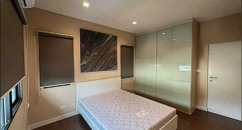 Haus zum Kauf mit 4 Zimmer in Bang Phli, Samut Prakan