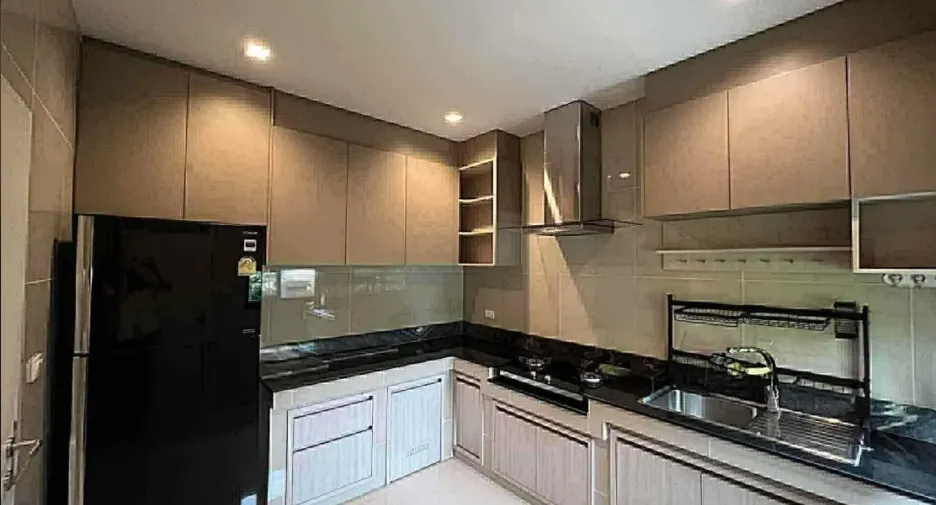 Haus zum Kauf mit 4 Zimmer in Bang Phli, Samut Prakan