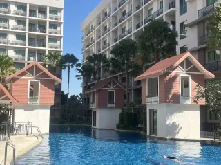 À louer studio condo à Bang Lamung, Chonburi
