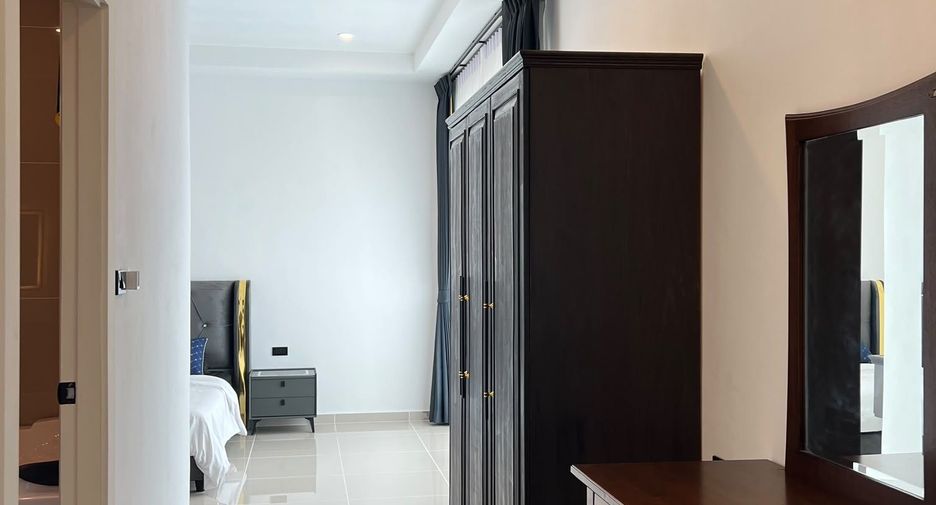 Villa en venta y en alquiler de 6 habitaciones en Bang Lamung, Chonburi