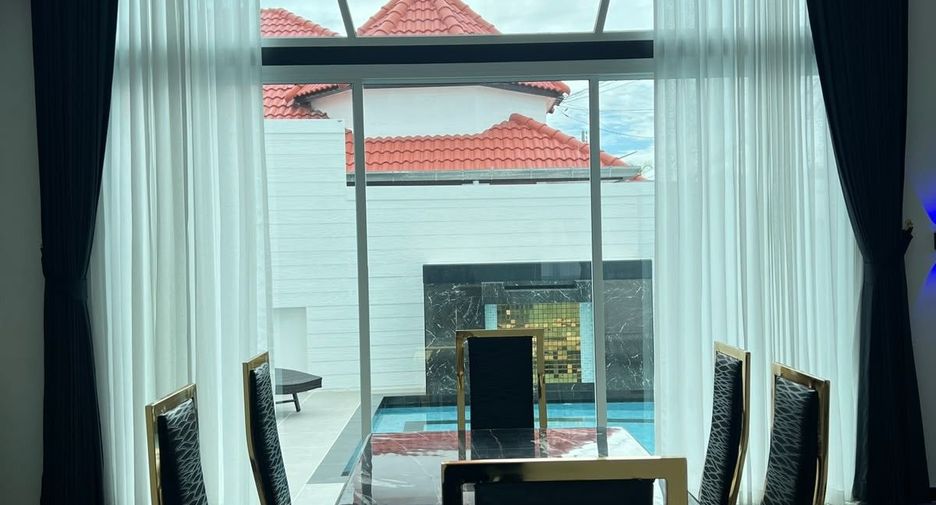 Villa en venta y en alquiler de 6 habitaciones en Bang Lamung, Chonburi