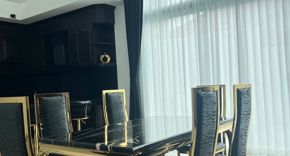 Villa en venta y en alquiler de 6 habitaciones en Bang Lamung, Chonburi