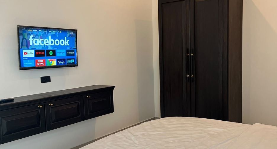 Villa en venta y en alquiler de 6 habitaciones en Bang Lamung, Chonburi