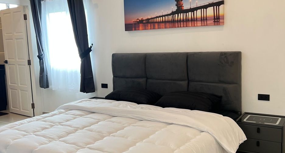 Villa en venta y en alquiler de 6 habitaciones en Bang Lamung, Chonburi