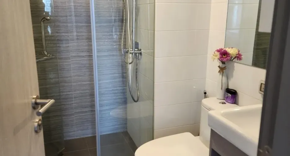 Wohnung zum Kauf mit 2 Zimmer in Mueang Samut Prakan, Samut Prakan