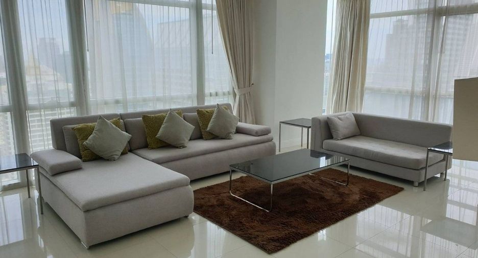 For rent 5 bedrooms condo in Pathum Wan, Bangkok