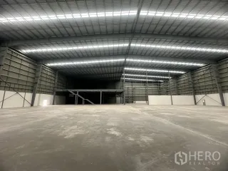 For rent warehouse in Lam Luk Ka, Pathum Thani
