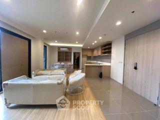 For sale 3 ベッドルーム condo in Phaya Thai, Bangkok