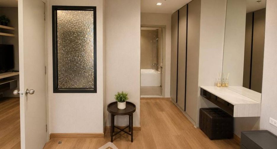 For sale 1 Beds condo in Phra Khanong, Bangkok