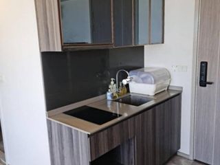 Продажа 1 кровать кондо в Чатучак, Бангкок
