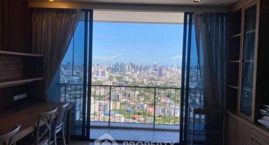 For sale 3 bedrooms condo in Chatuchak, Bangkok