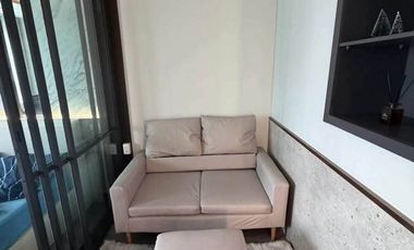 For sale 1 bed condo in Khlong Toei, Bangkok