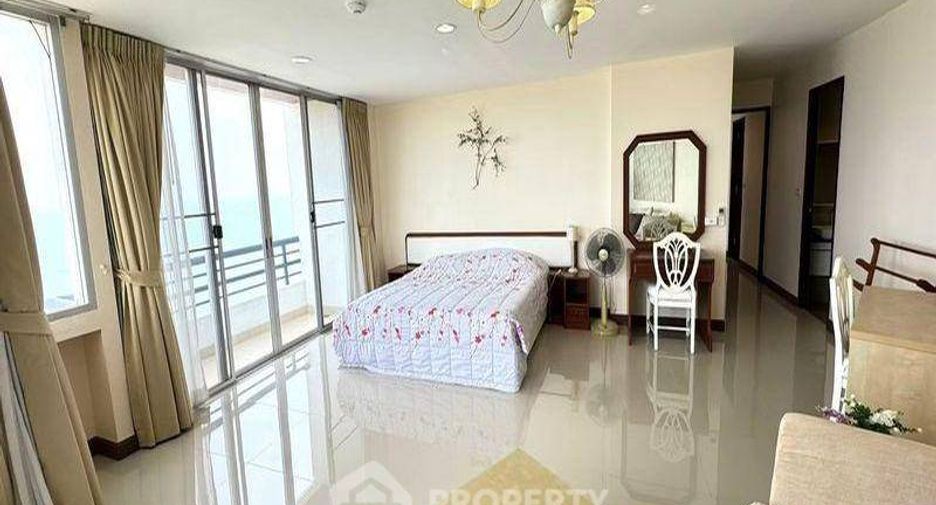 For sale 3 ベッドルーム condo in Si Racha, Chonburi