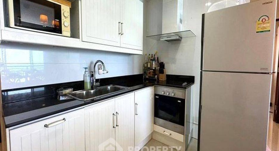 For sale 3 ベッドルーム condo in Si Racha, Chonburi