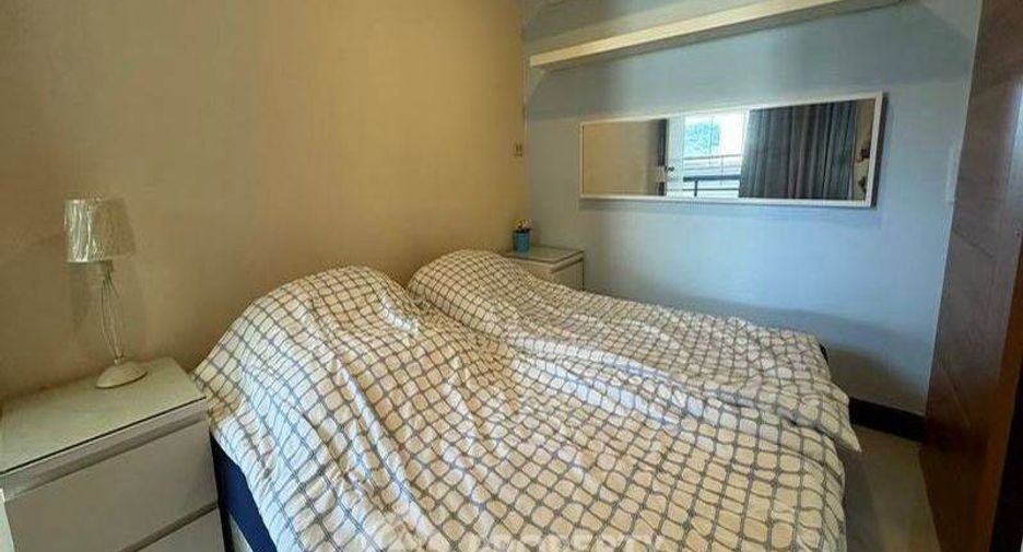 For sale 3 ベッドルーム condo in Si Racha, Chonburi