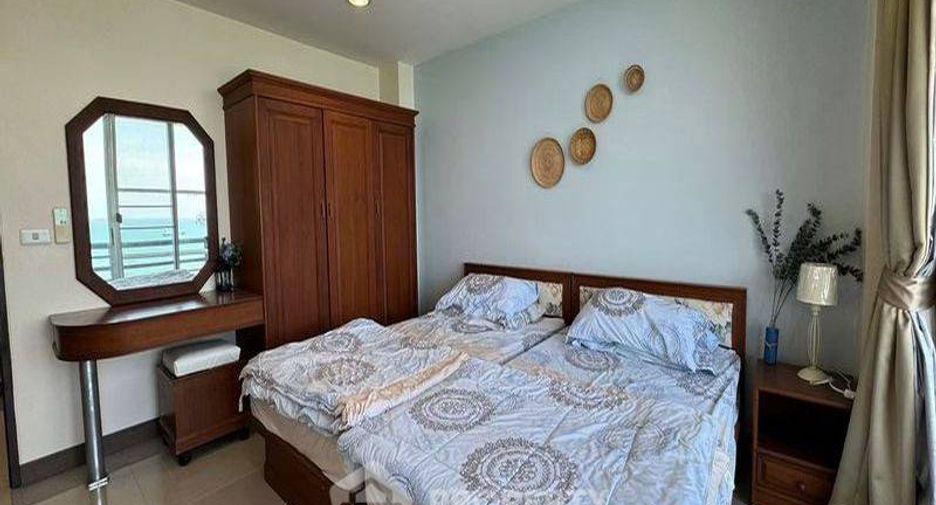 For sale 3 ベッドルーム condo in Si Racha, Chonburi