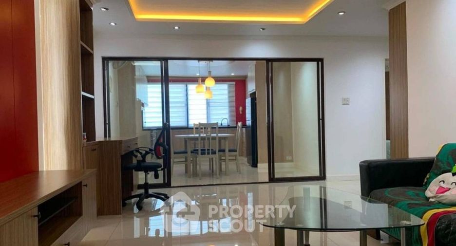 Wohnung zum Kauf mit 2 Zimmer in Huai Khwang, Bangkok
