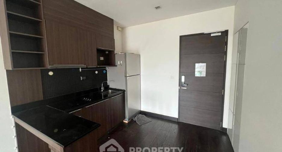 Продажа 2 спальни кондо в Ратчатхещи, Бангкок