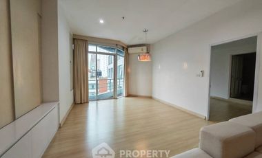 Condo en alquiler de 3 habitaciones en Sathon, Bangkok