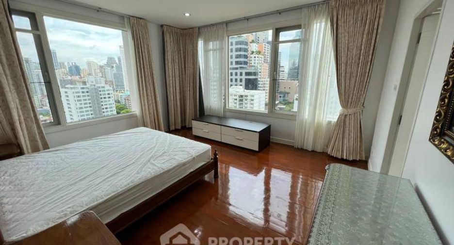 Condo en alquiler de 3 habitaciones en Khlong Toei, Bangkok