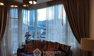 For rent 2 bedrooms condo in Pathum Wan, Bangkok