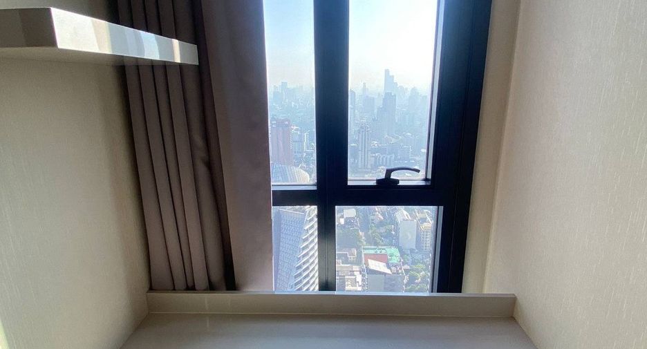 For rent 1 bed condo in Khlong Toei, Bangkok