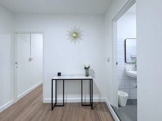 Haus zur Miete mit 6 Zimmer in Huai Khwang, Bangkok