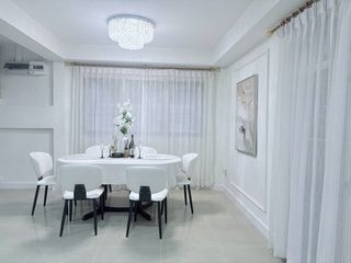 Haus zur Miete mit 6 Zimmer in Huai Khwang, Bangkok