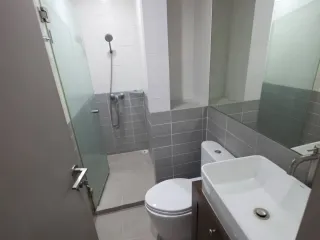 For sale 2 bedrooms condo in Phra Khanong, Bangkok