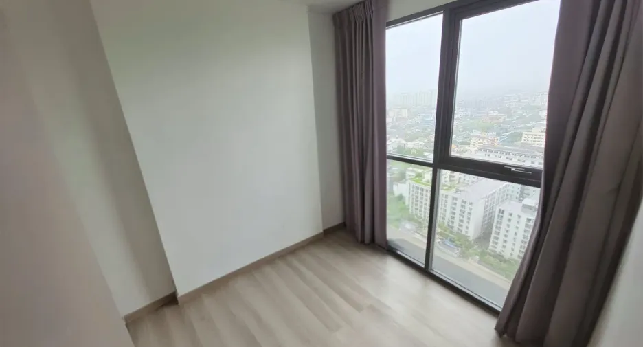 For sale 2 ベッドルーム condo in Phra Khanong, Bangkok