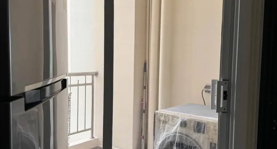 For rent 2 bedrooms condo in Huai Khwang, Bangkok